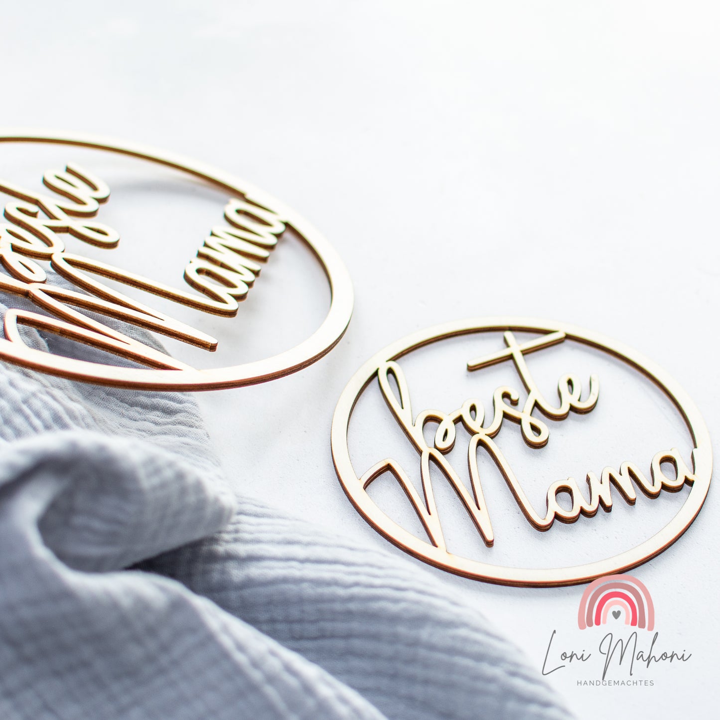 Schild aus Holz "Beste Mama" mit Lasercut