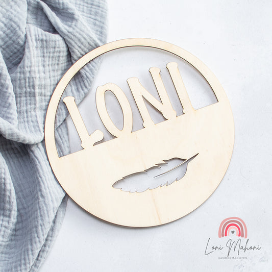 Türschild "Vorname" aus Holz mit Lasercut Motiv: Feder