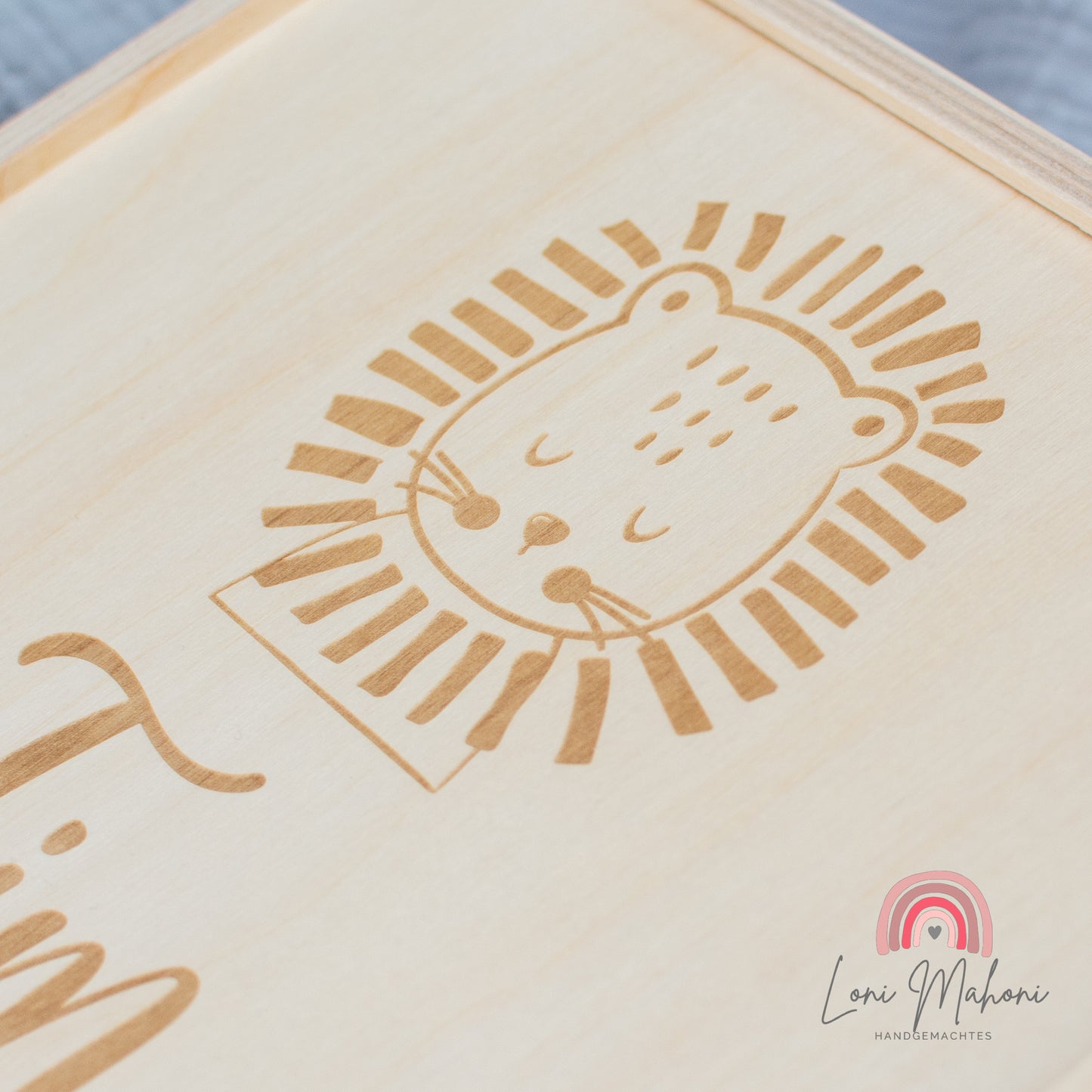 Erinnerungsbox zur Geburt, personalisiert, Motiv Löwe