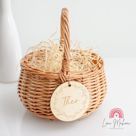 Körbchen für Kinder mit personalisiertem Anhänger, Motiv Kranz