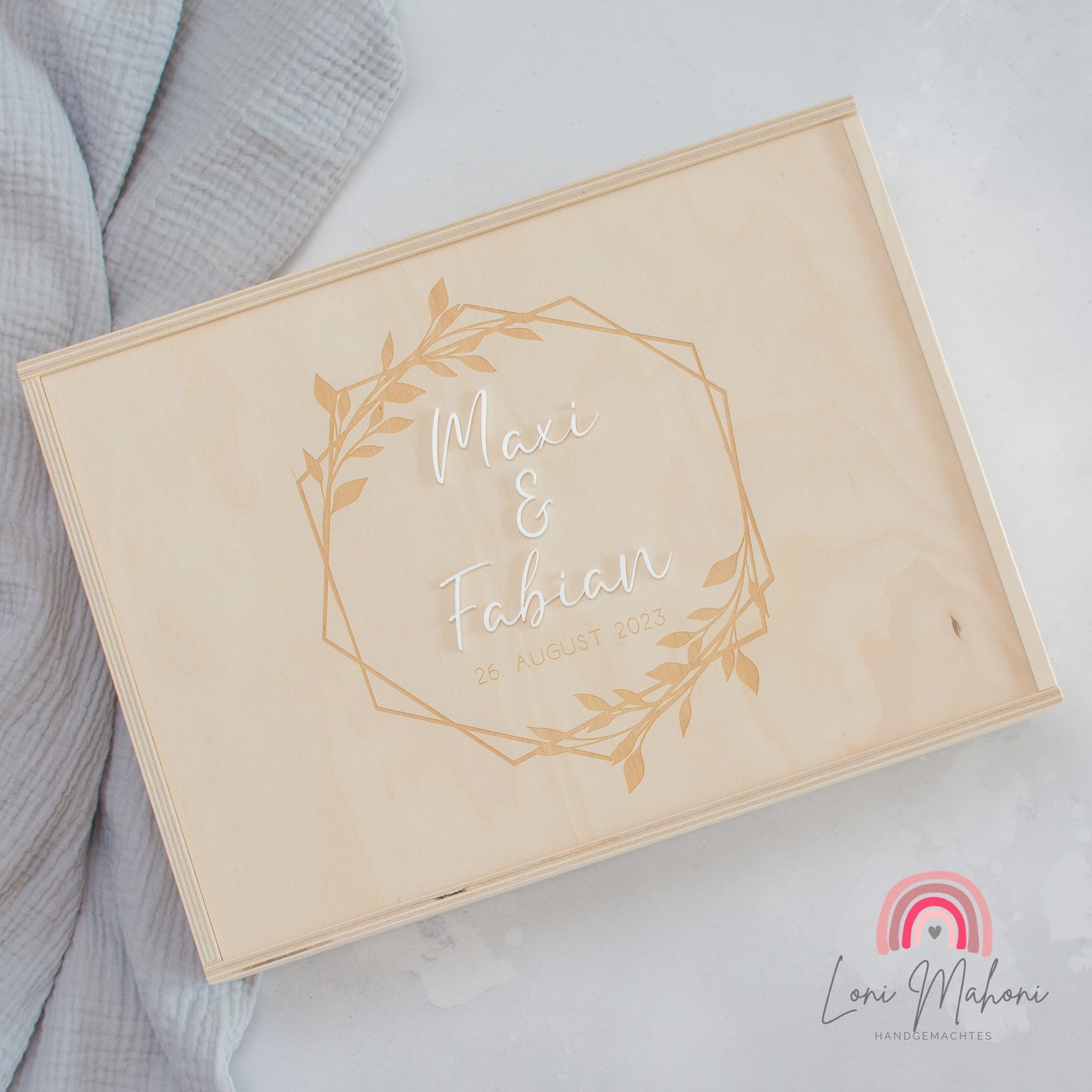 Erinnerungsbox zur Hochzeit, personalisiert HS04H08