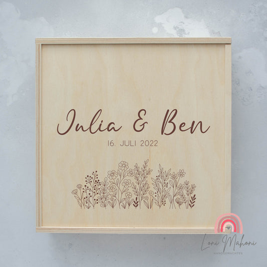 Erinnerungsbox zur Hochzeit, personalisiert HS02H05